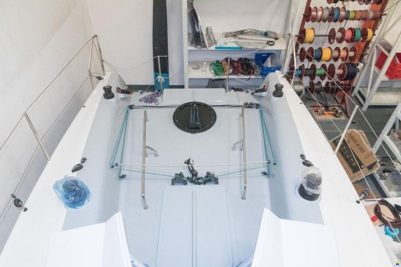 Aeolos Composites P 30