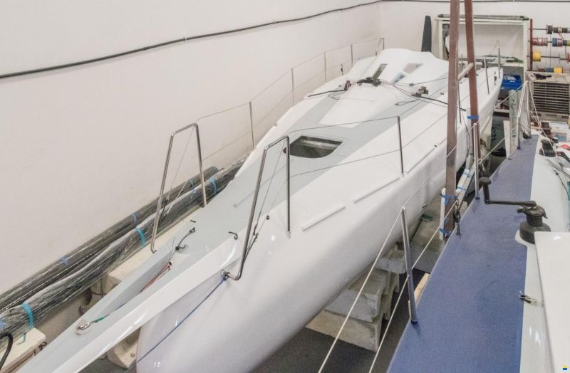 Aeolos Composites P 30