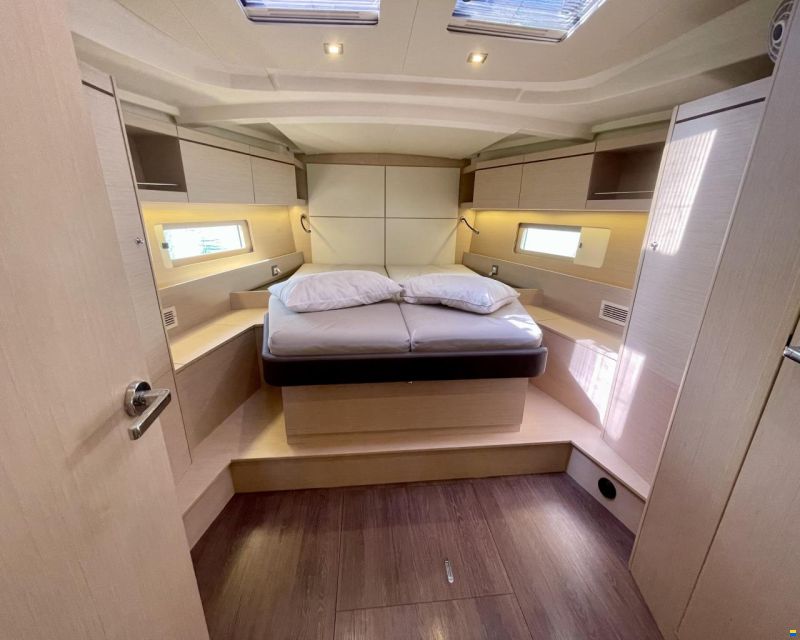 Beneteau Oceanis 46.1