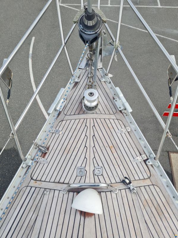 Sweden Yachts 370