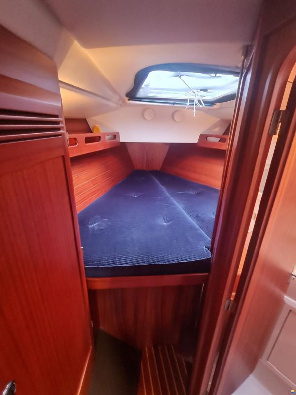 Sweden Yachts 370