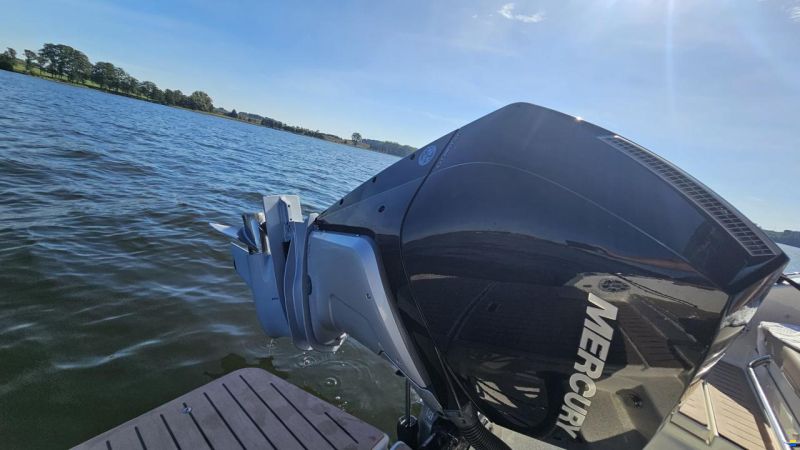 Quicksilver Activ 755 Cruiser