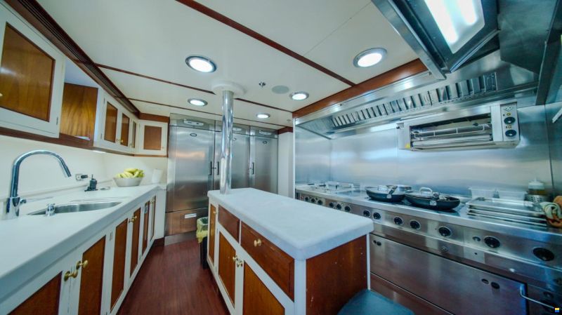 Pendennis 55m