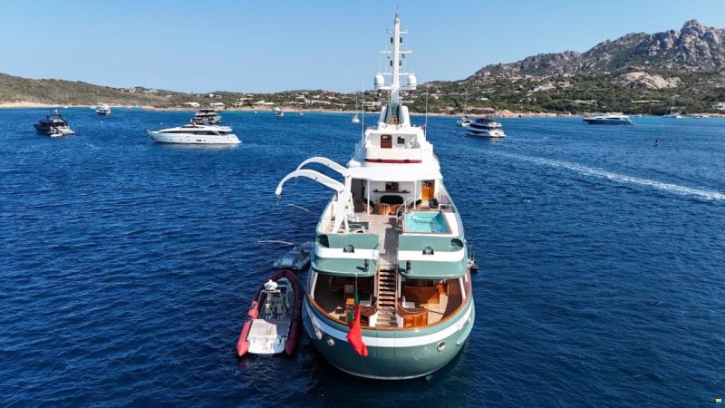 Pendennis 55m