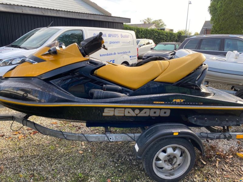 Sea-Doo RXT 215
