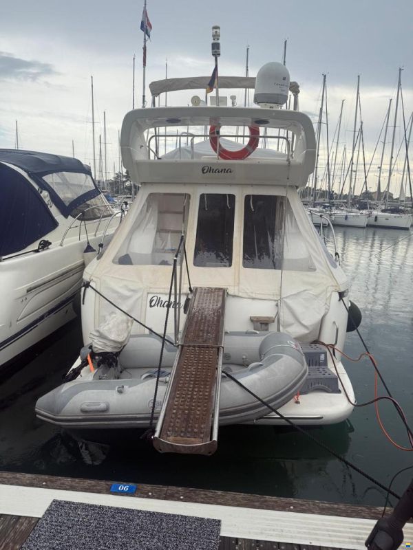 Azimut 39 Fly