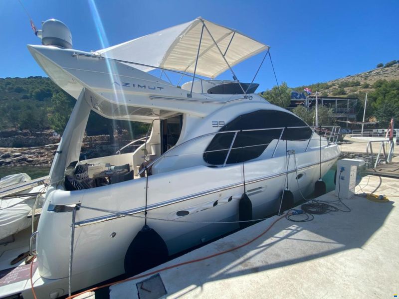 Azimut 39 Fly