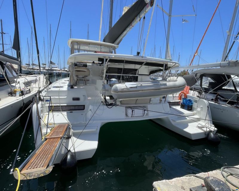Lagoon 42
