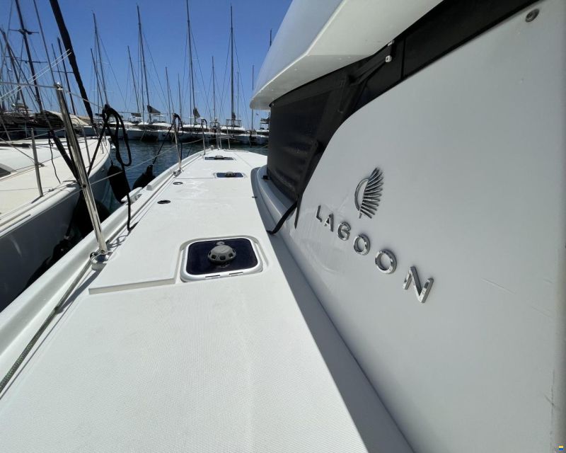 Lagoon 42