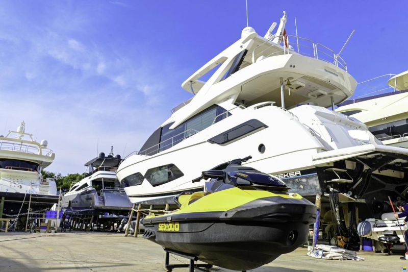 Sunseeker 76 Yacht