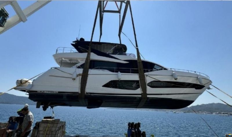 Sunseeker 76 Yacht