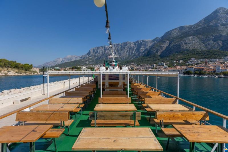 VOGA PASSENGER TOURIST SHIP