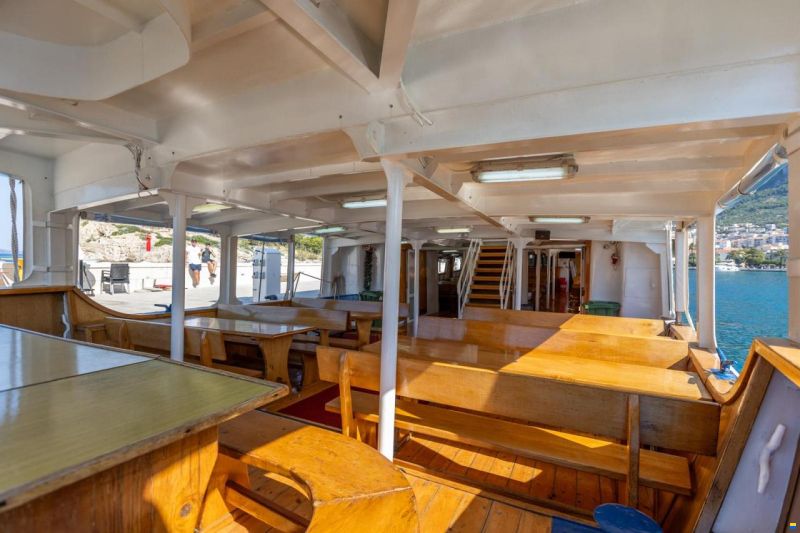 VOGA PASSENGER TOURIST SHIP