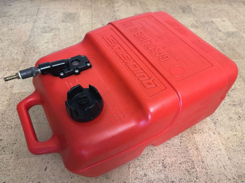 Quicksilver Benzintank Quicksilver 25 l mit Anzeige