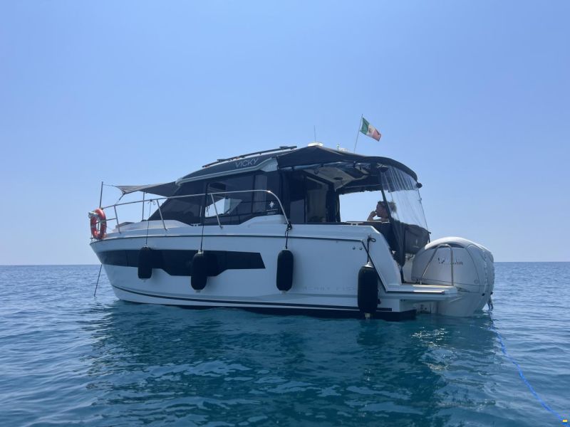 Jeanneau Merry Fisher 895 Série 2