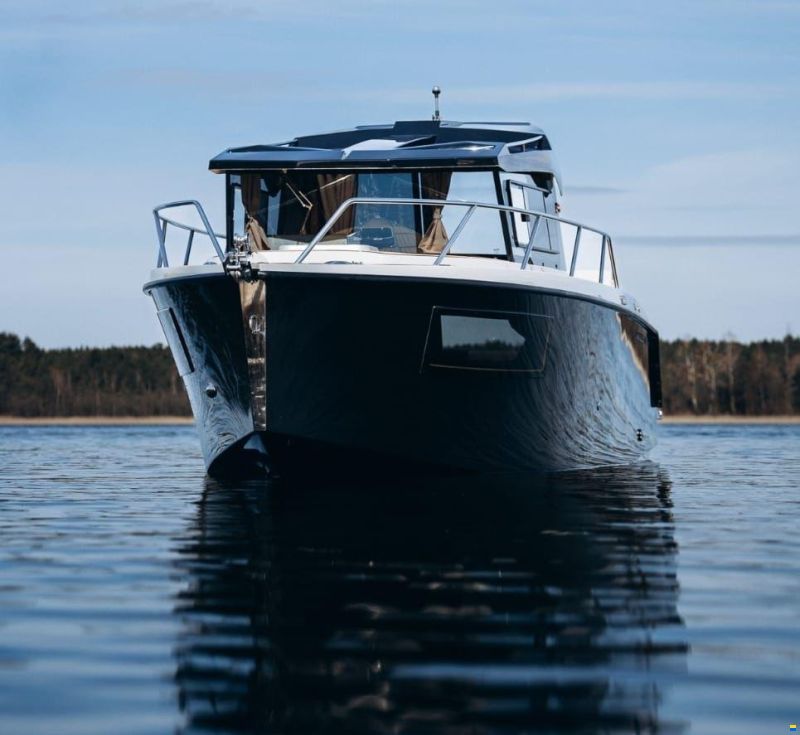 Manara 775 Pilothouse Pleasure