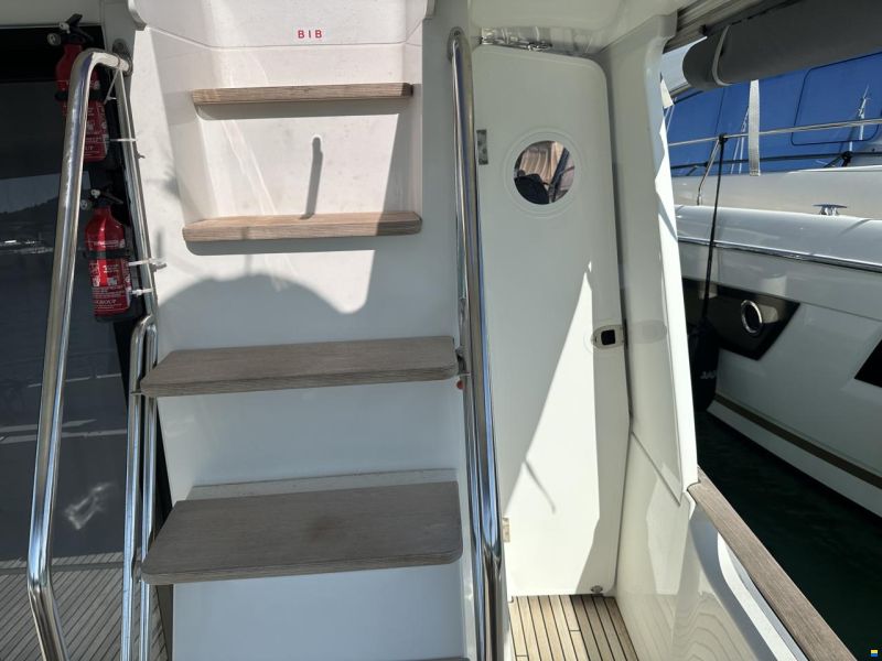 Beneteau Swift Trawler 44