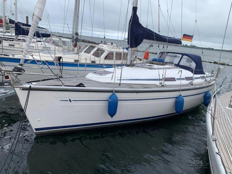 Bavaria 32