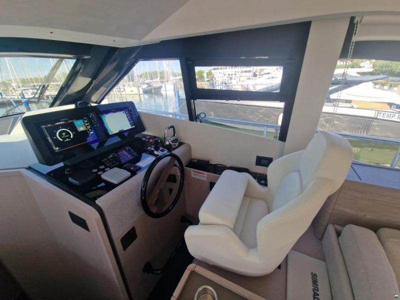 Ferretti 500