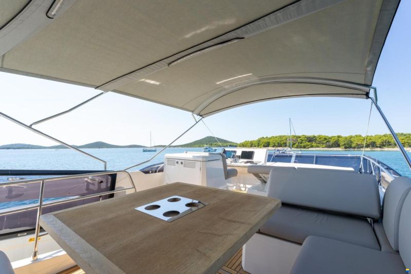 Prestige 590