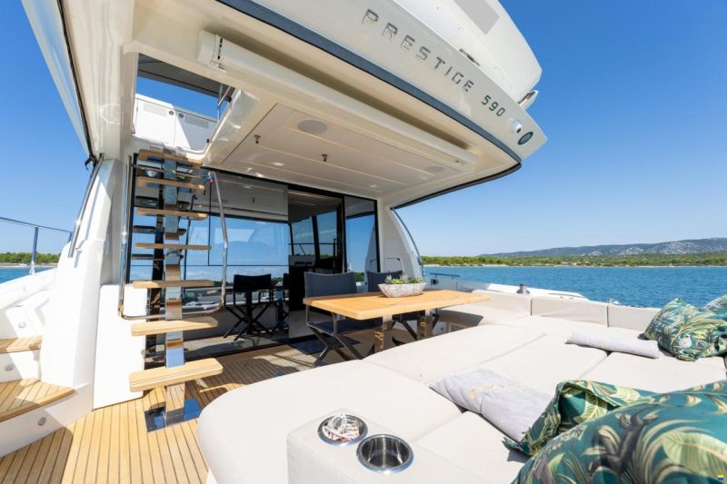 Prestige 590