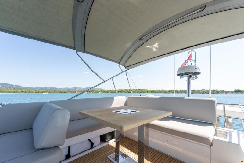 Prestige 590