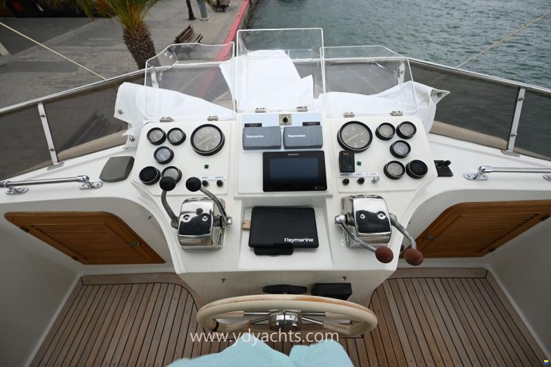 Marine Trader 44 Sundeck