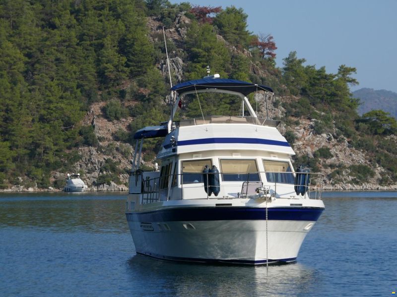 Marine Trader 44 Sundeck