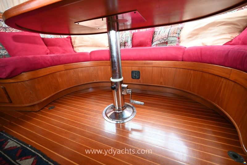 Marine Trader 44 Sundeck