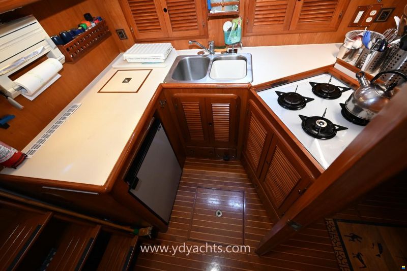 Marine Trader 44 Sundeck