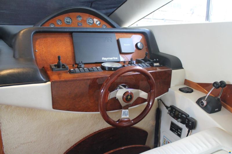 Astondoa AS464 GLX Flybridge