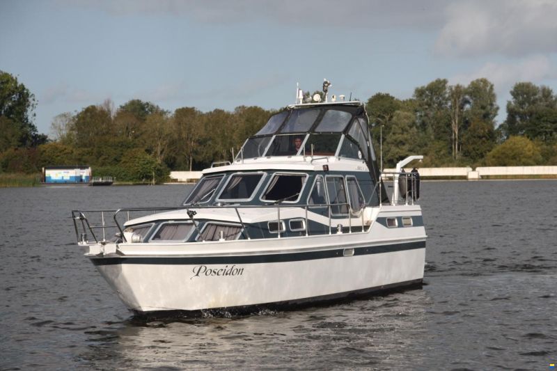 Linssen 35SE