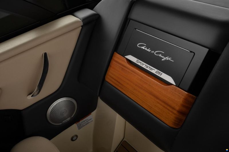 Chris Craft Sportster 28 Outboard