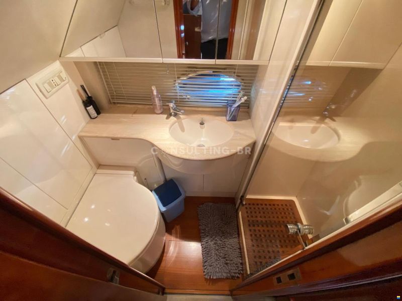 Pershing 54