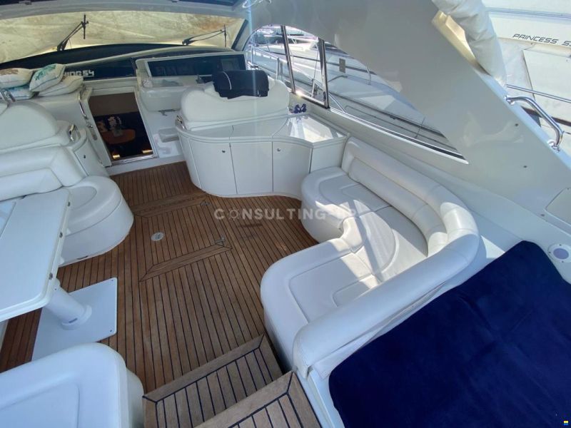 Pershing 54