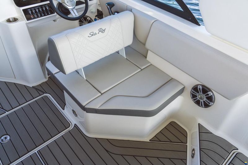 Sea Ray SDX 230 Outbaord Europe