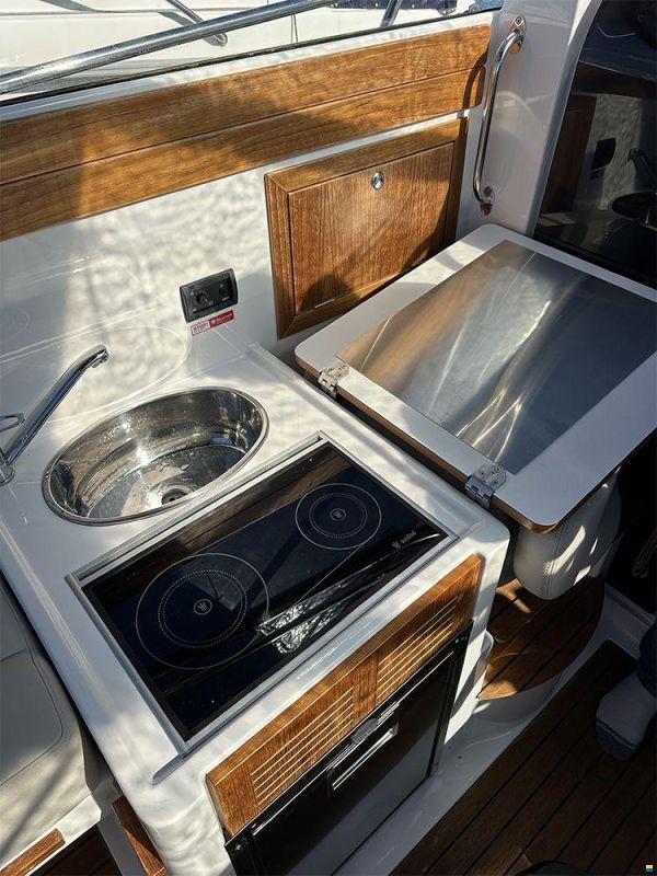 Aquador 25 DC