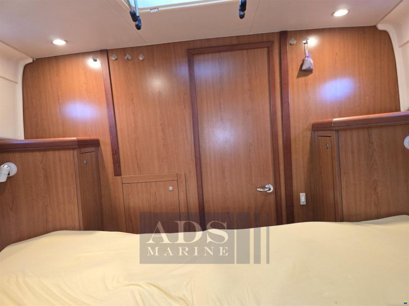 Mainship 34