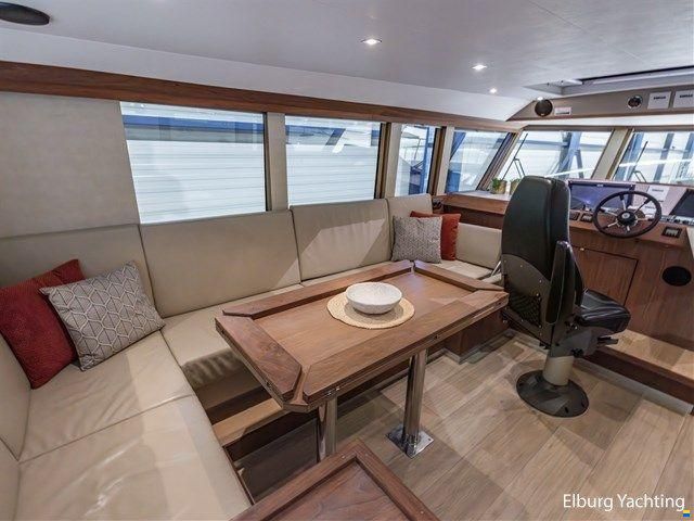 Explorer 50 - Pilot Yacht
