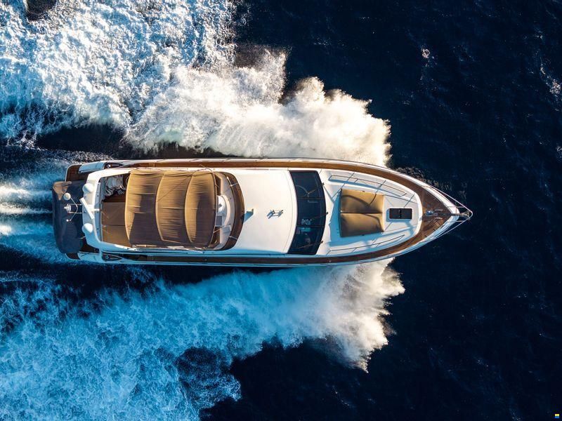 Princess 62
