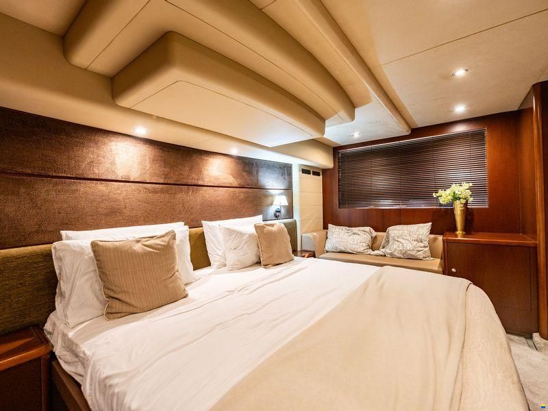 Princess 62