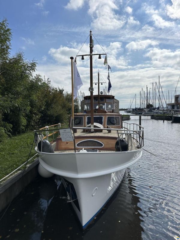 Feadship Royal van Lent & Akerboom