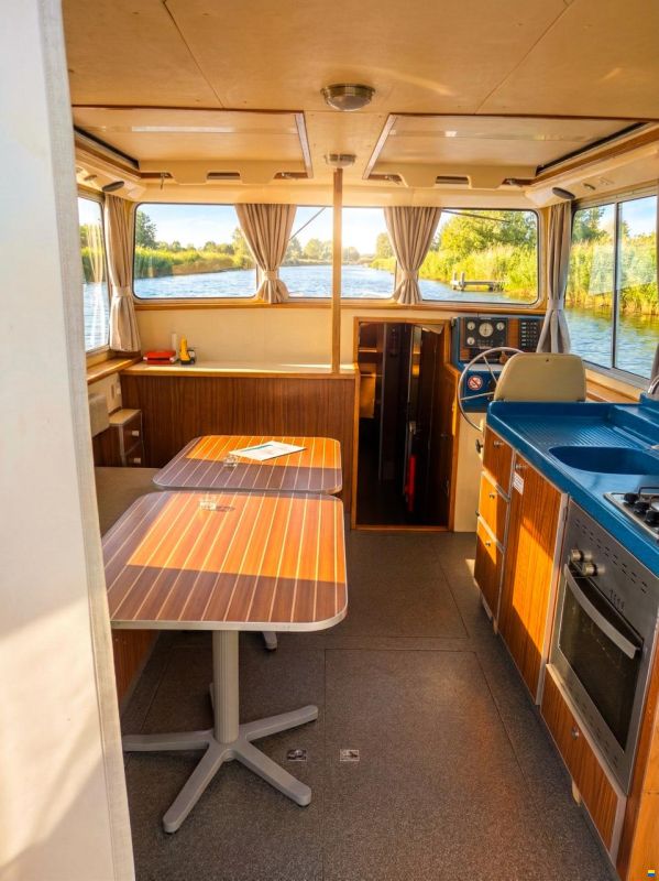 Locaboat 1260R