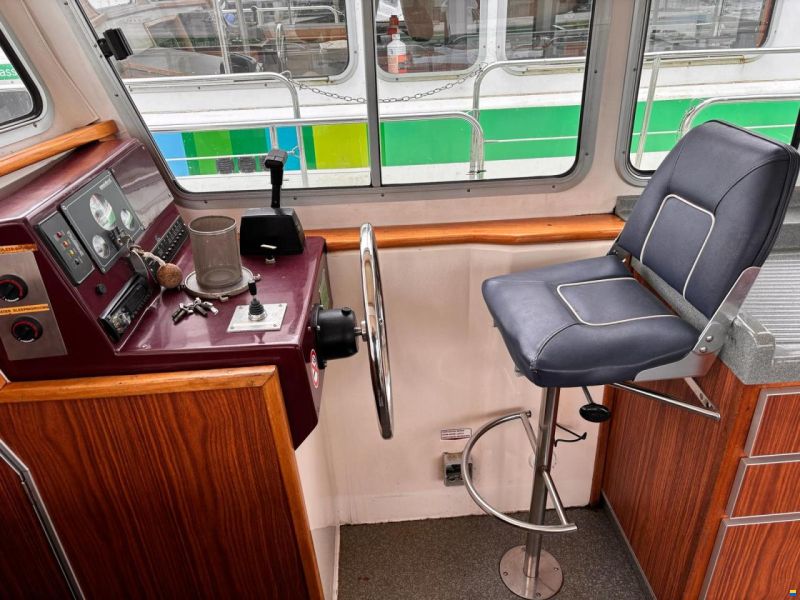 Locaboat 1500R