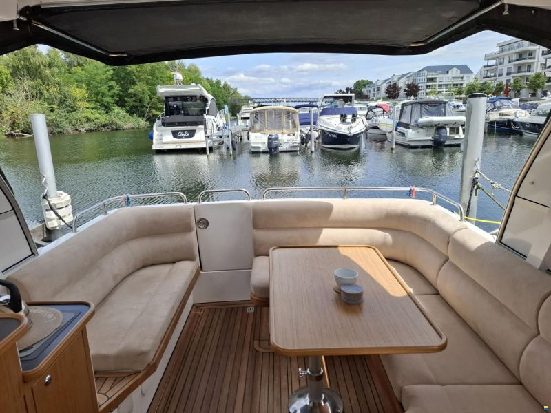 Saga 320 Sun Top