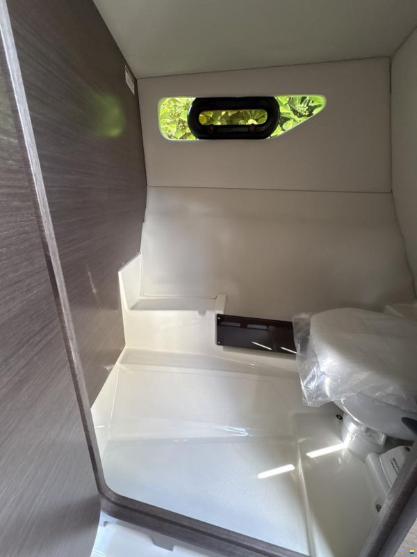 Bayliner VR6 Cuddy OB