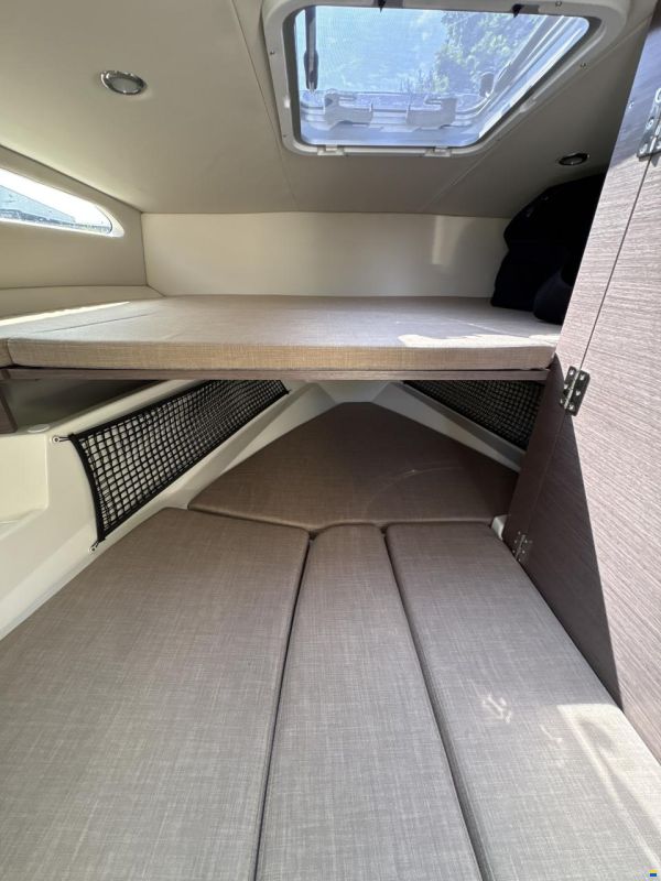 Bayliner VR6 Cuddy OB