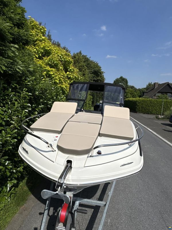 Bayliner VR6 Cuddy OB