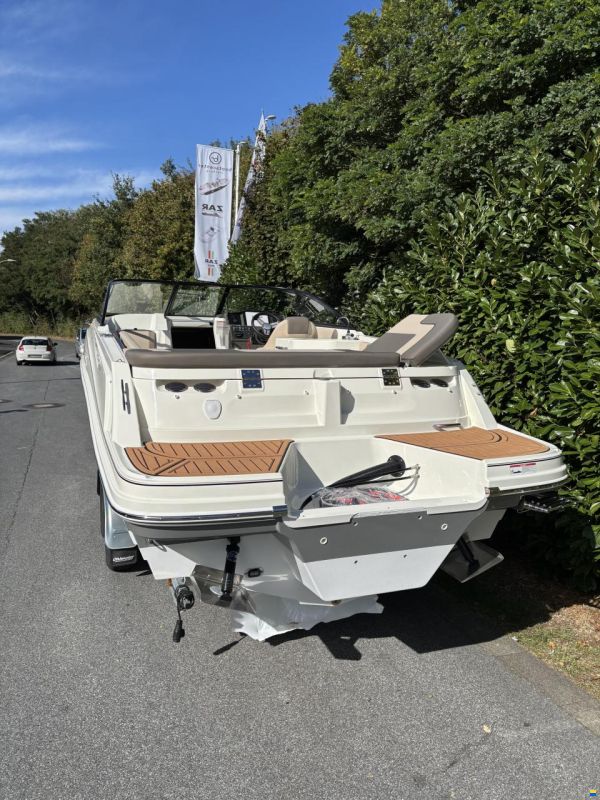 Bayliner VR6 Cuddy OB