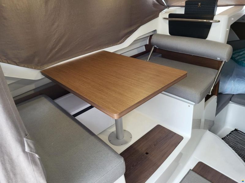 Jeanneau Merry Fisher 795